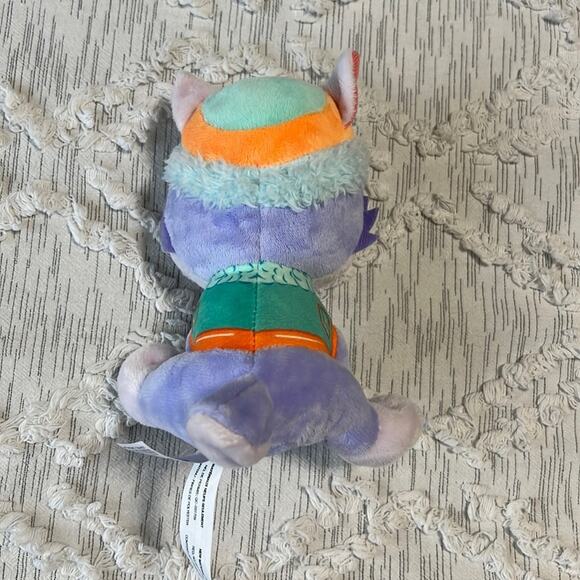 Paw Patrol Everest Plush Stuffed Animal - Picture 3 of 4